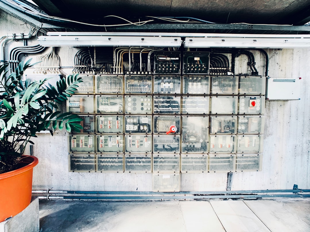 Massachusetts Electrical Contractor<br>Commercial Electrical